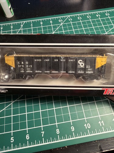 Tolva ATLAS Trainman #20002918 HO AAR 70 toneladas 9 paneles RTR NUEVO EN CAJA C&O 379013 | Condition: New
