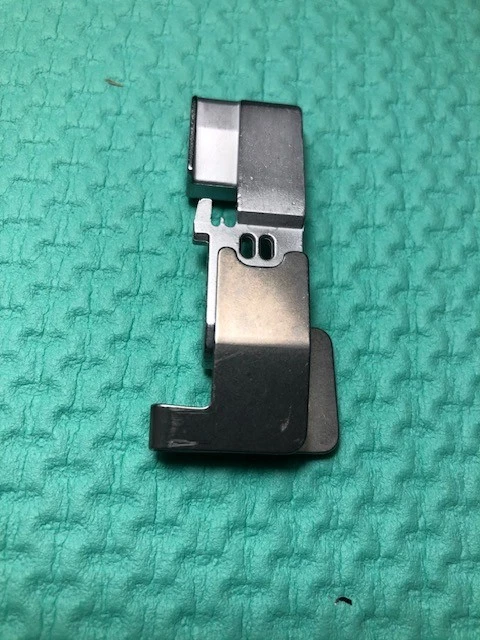 ELNA Janome PIE DE RECOLECCIÓN G Sergers Pro 905,904, 624, 614, Pro5 DC, Pro4 Dc/De Foto 2 de 2