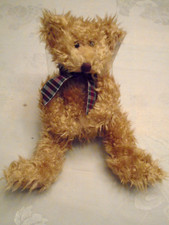 VINTAGE "Scraggles" Fuzzy Tan Bear by Menagerie First Main 11" T Soft Loveable 