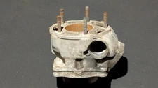 GENUINE YAMAHA DT125 R RE X 1988 -2006 CYLINDER BARREL - BORE RUSTY .65 OVERSIZE
