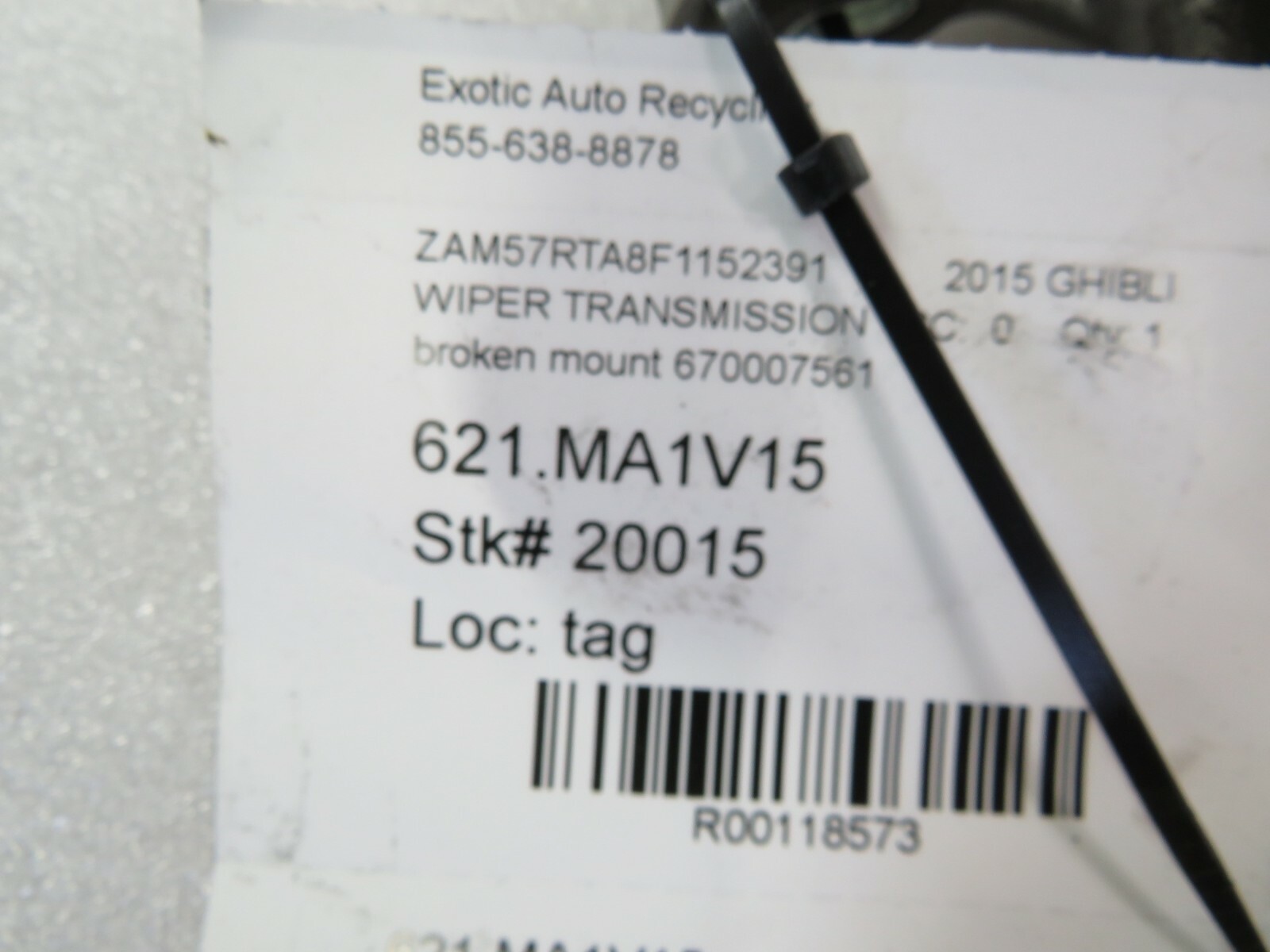 Maserati Ghibli, Windshield Wiper Transmission, Used, Damage, P/N 670007561