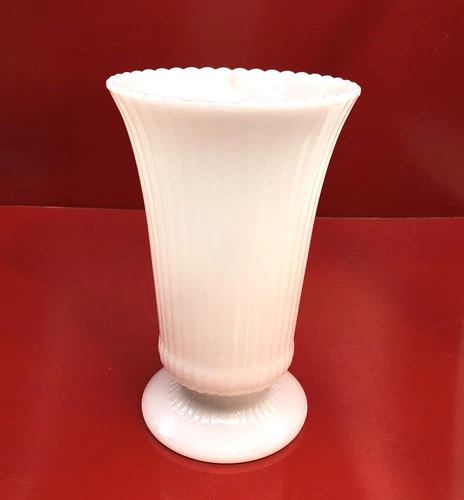 Vtg MILK GLASS Vase E. O. BRODY CO Ribbed Footed 7 3/4” Tall No Chips Shabby