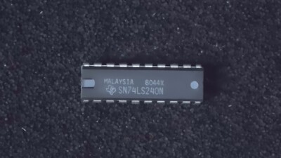 Quantity 10 - Texas Instruments SN74LS240N Octal Buffer/Driver DIP20 - New