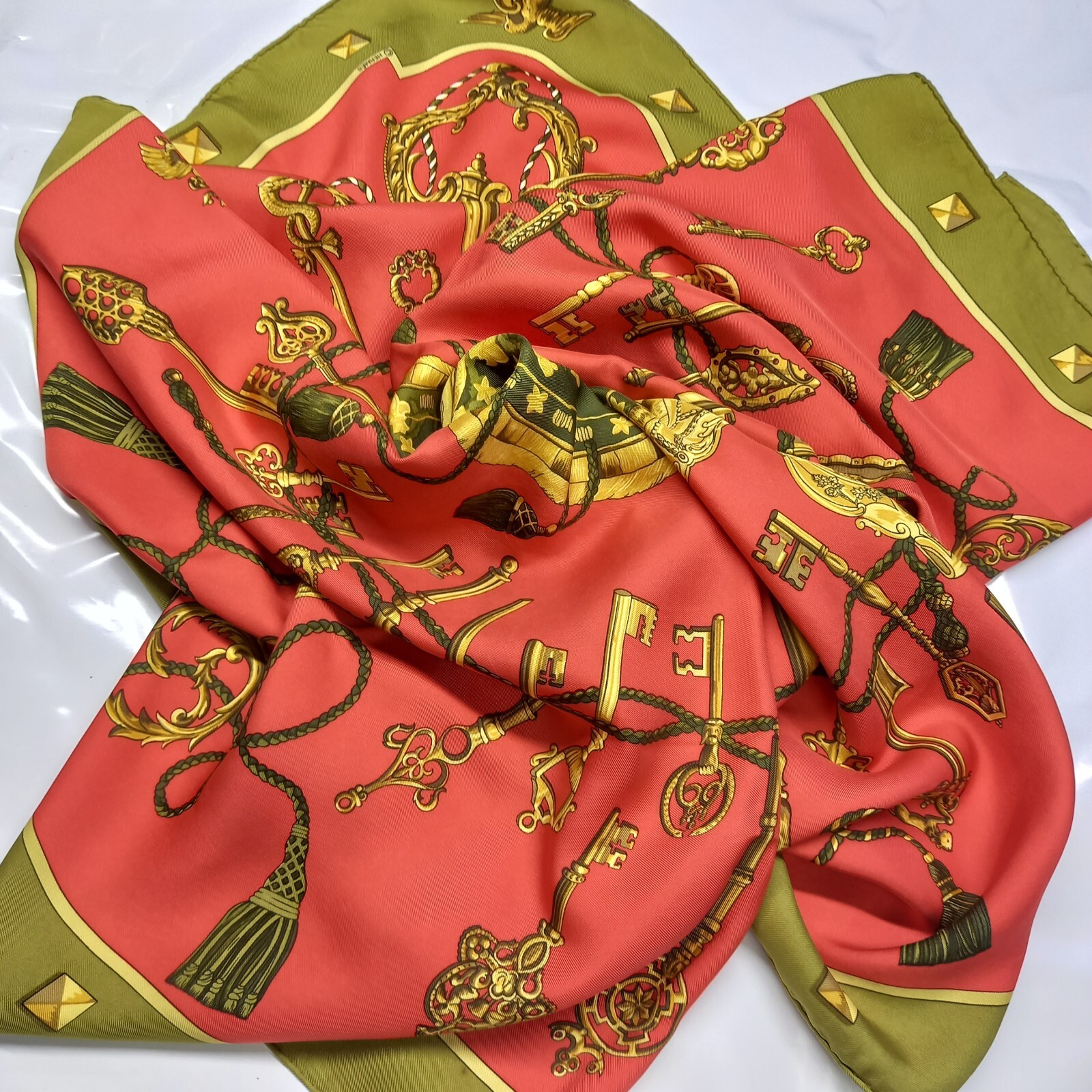 Rare Vintage Hermes Red and Green Scarf Paris The Key… Gem