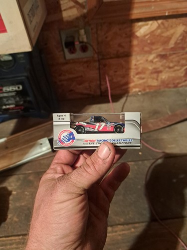 Donny Schatz 2021 Lionel #17 Little Giant Ford F-150 Truck 1/64 - 第 3/4 張圖片