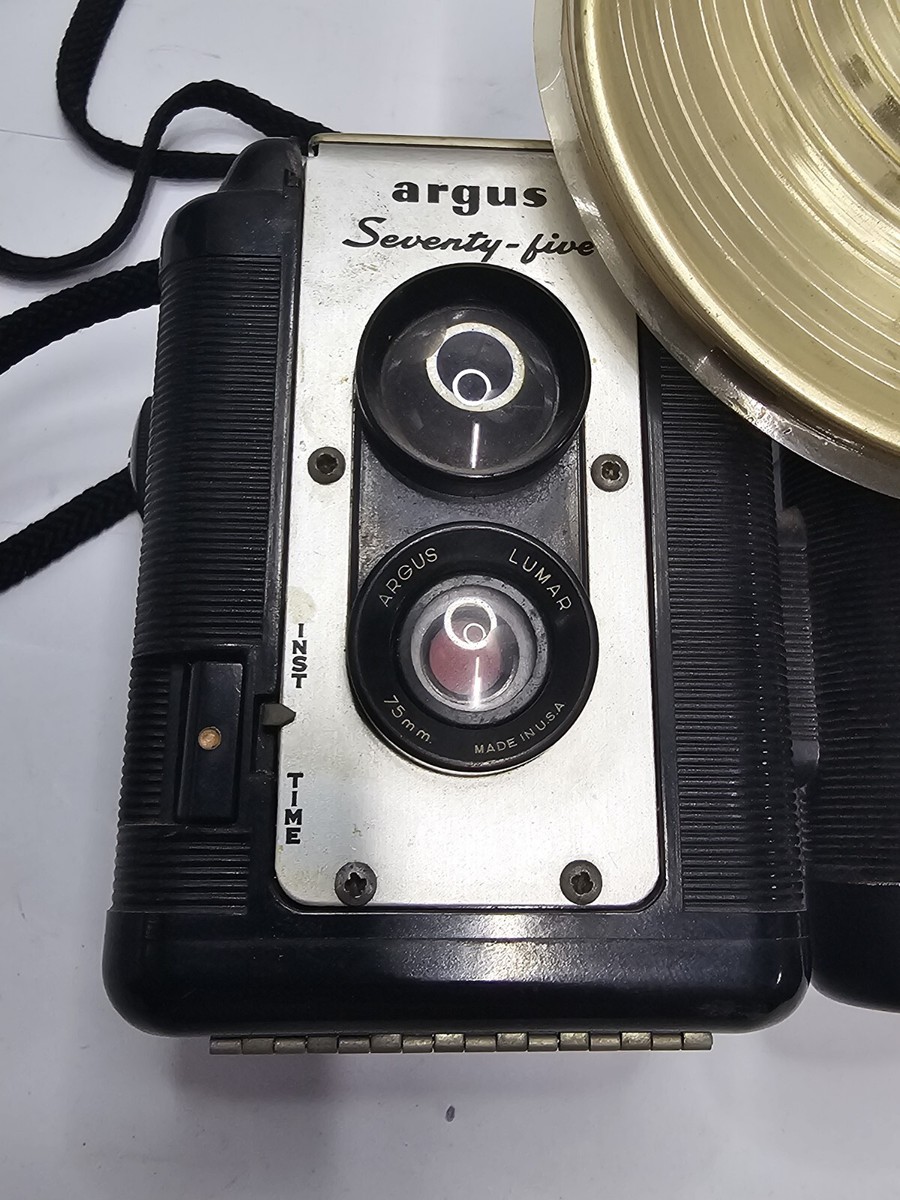 Vintage Argus Super 75 Camera Seventy Five. Collectabile Camera
