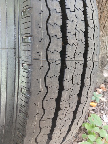 Michelin XZA 22.5 X 10 R Tire With Budd Wheel Mounted & Balanced. - Picture 3 of 7