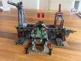 LEGO LEGENDS OF CHIMA: Croc Swamp Hideout 70014 - (Complete except 1 sticker)