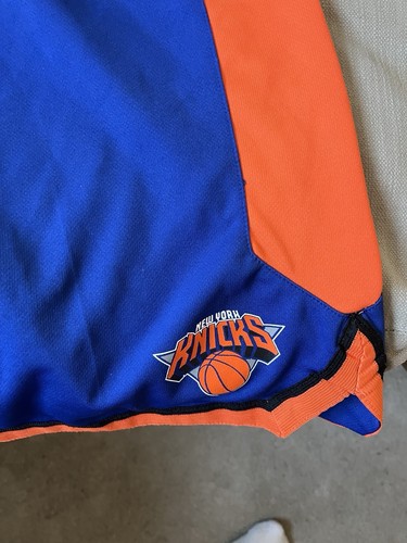 Men’s Adidas NBA New York Knicks XL Basketball Shorts official free postage - Picture 2 of 4