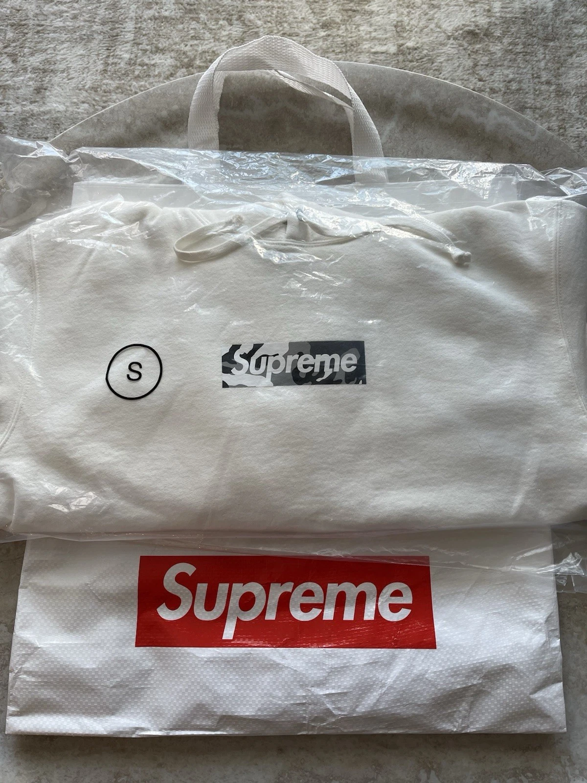 Sweat à capuche Supreme Miami Exclusive Box Logo (petit)   à la main