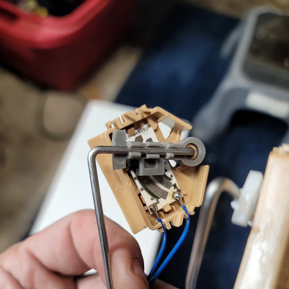 Dorman 911-048 Fuel Level Sensor / Fuel Sender For 06-09 Hyundai Santa Fe - Image 2 of 4