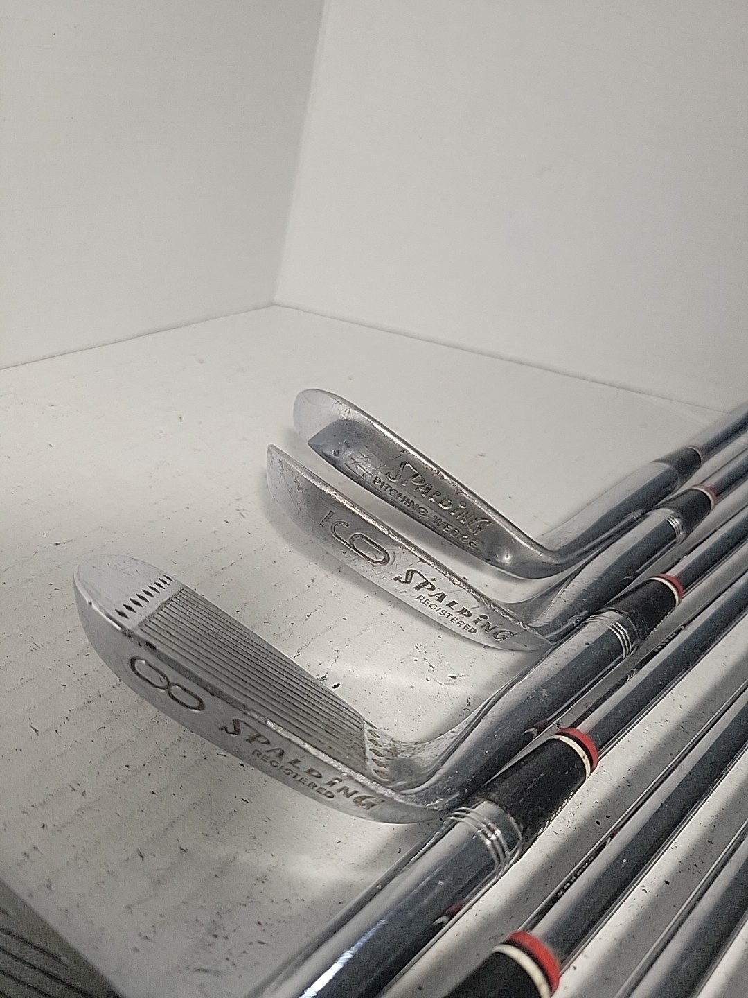 как выглядит Spalding Registered Synchro Stroke Robert T Jones Jr. 2-pw Rh Golf Clubs Irons фото
