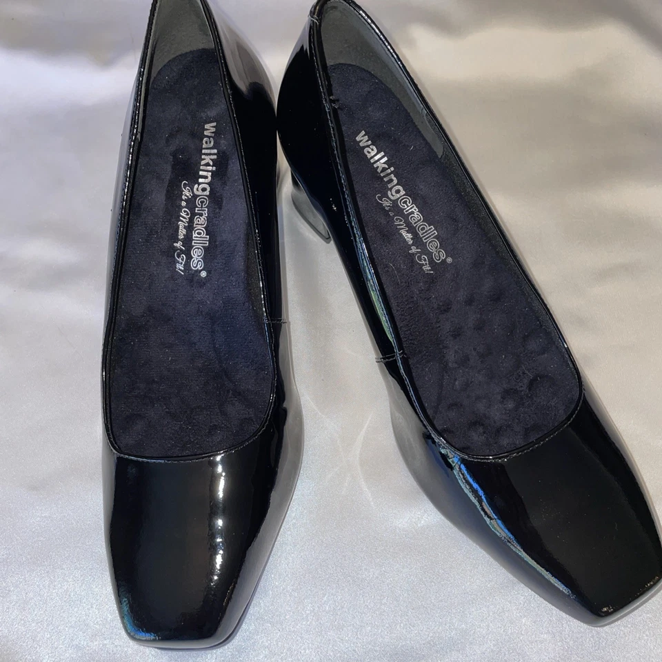 Cunas para caminar para mujer talla 8 zapatos Meredith anchos charol negro cómodos Foto 2 de 4