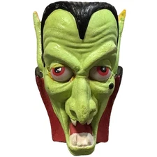Halloween Trendmasters Vampire Head Light-Up Decor Tabletop Monster Tested Works