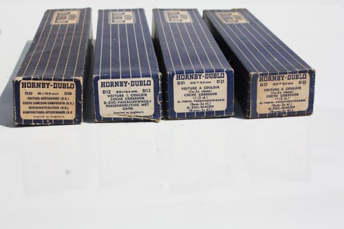 HORNBY DUBLO 3RAIL RAKE OF 4 COACH BOXES GOOD CONDITION - Picture 2 of 4