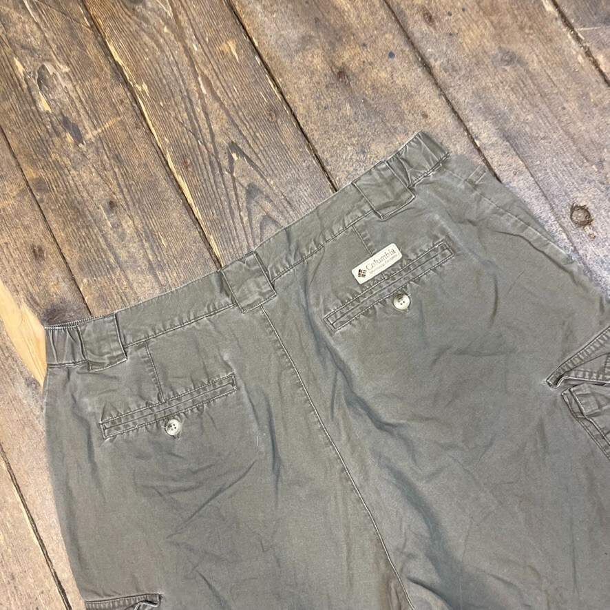 Columbia Cargo Shorts Outdoor Vintage Hiking Pant, Brown, Mens 36" image 9
