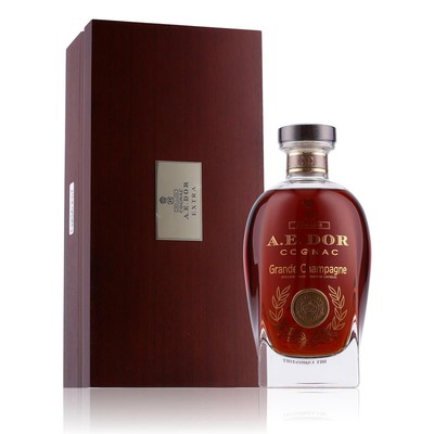 A.E.DOR XO Cognac Grande Champagner Extra 0,7l in Geschenkbox aus Holz
