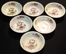 Vintage Czechoslovakia CZE102 Iridescent Bowls, Set of 6