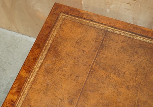 EXQUISITE VINTAGE BURR WALNUT BROWN LEATHER PARTNER DESK WITH SLIP SERVING TRAYS - Picture 14 of 24