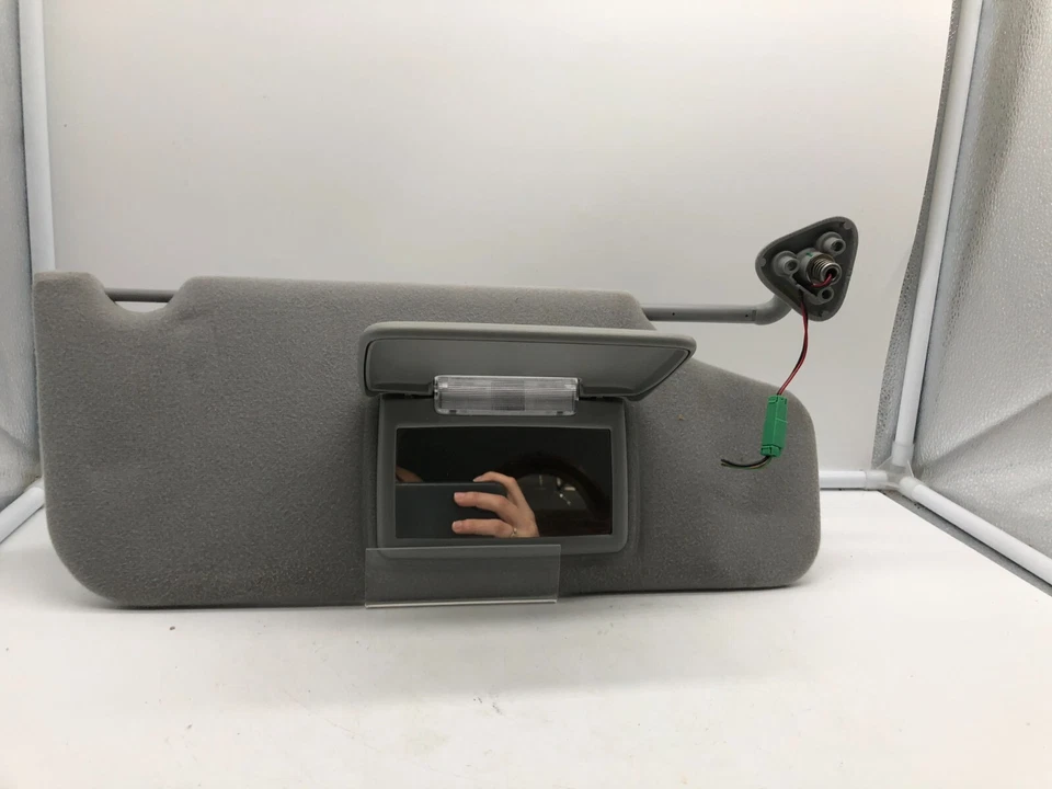 Viseira solar Ford Five Hundred Passenger 2005-2007 cinza iluminado fabricante de equipamento original D02B01054 - Imagem 4 de 4