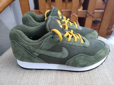 nike outburst olive
