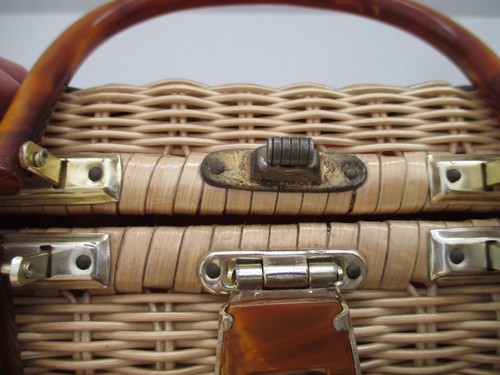 Vintage Handbag Faux Rattan Wicker Weave Lucite Handles Hong Kong Purse Bag - Picture 9 of 10