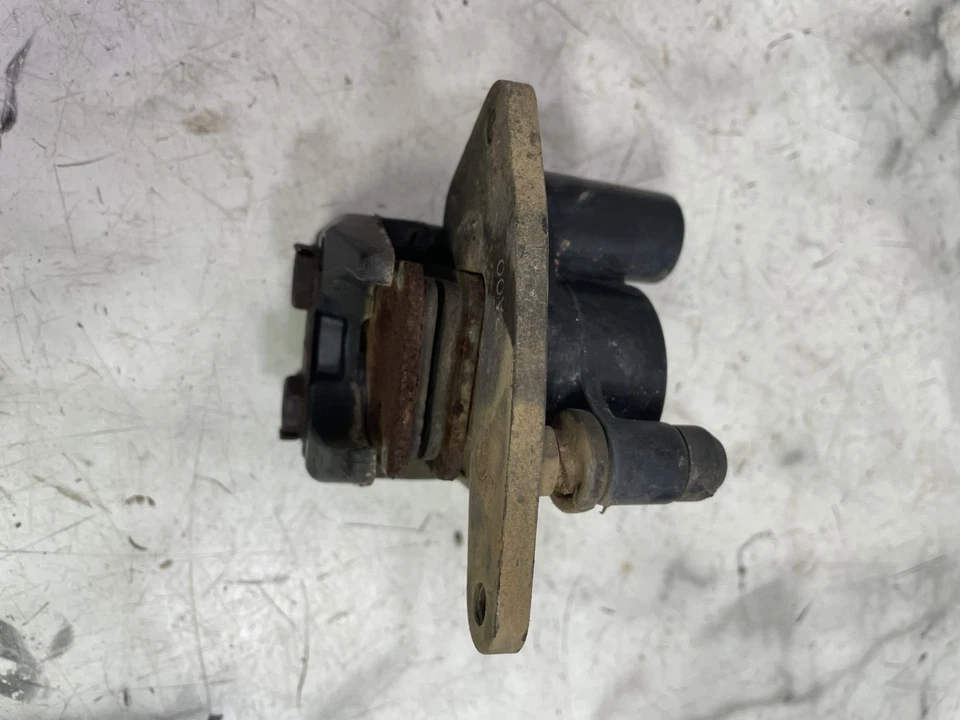 87 Suzuki SP 125 SP125 front brake caliper - Image 4 of 4