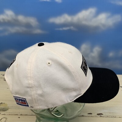 OAKLAND RAIDERS: Vtg 1990s White & Black NFL Proline Nike Las