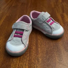 See Kai Run Sneakers / Grey / Size 5