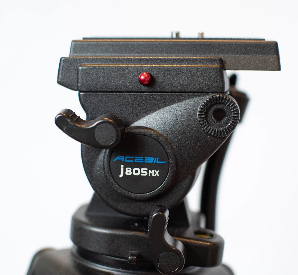 Acebil T35 Tripod & J805 Fluid Head Prosumer Tripod System with Acebil S-30 Case - Image 2 of 3