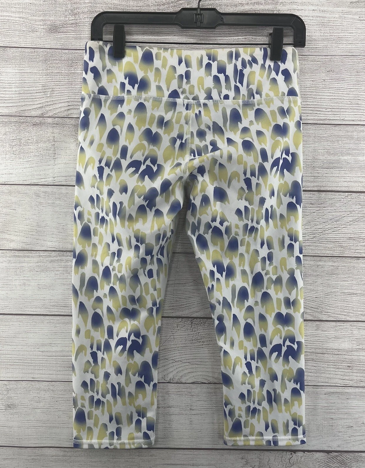 alo-yoga cropped hight-rise airbrush fitted athletic gym tennis leggings