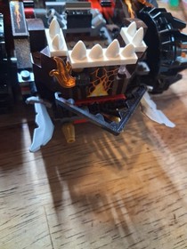 Lego Nexo Knights 70321 General Magmar's Seige Machine Partial Build