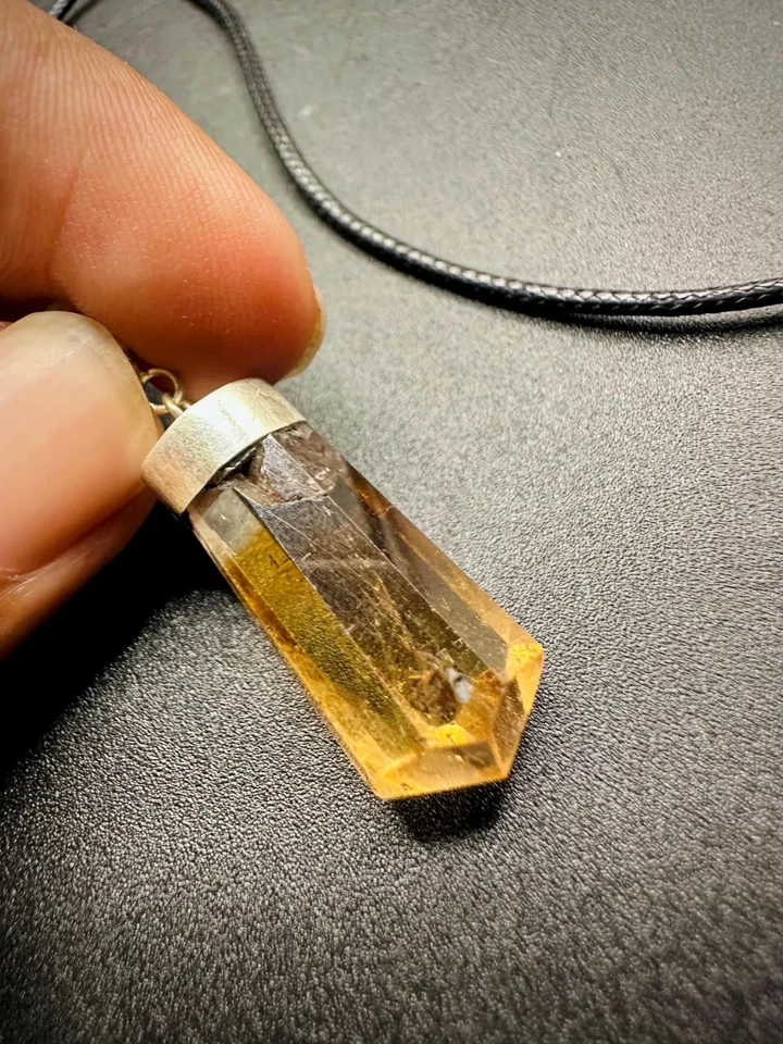 Collar colgante de topacio natural hecho a mano raro de plata de ley 925 Pakistán Foto 2 de 4