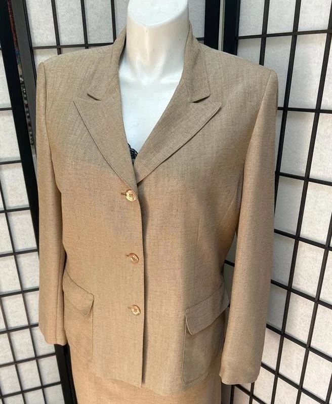 NWOT Women's Jones Wear Golden Beige 16 Button Up Blazer - Image 3 of 4