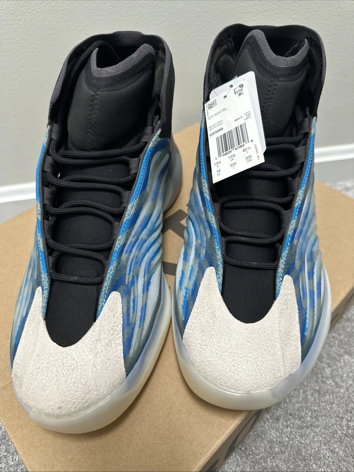 阿迪达斯Yeezy QNTM Bsktbl男式冰雪奇缘蓝色运动鞋GX5049 — 第 2/4 张图片