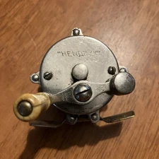 Hendryx Vintage Model 60 Fresh Water Reel, Good Working Condition