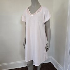 Miss Elaine Womens Size 1X Sleepshirt Nightgown Lace Pink Slit Soft RN 17414