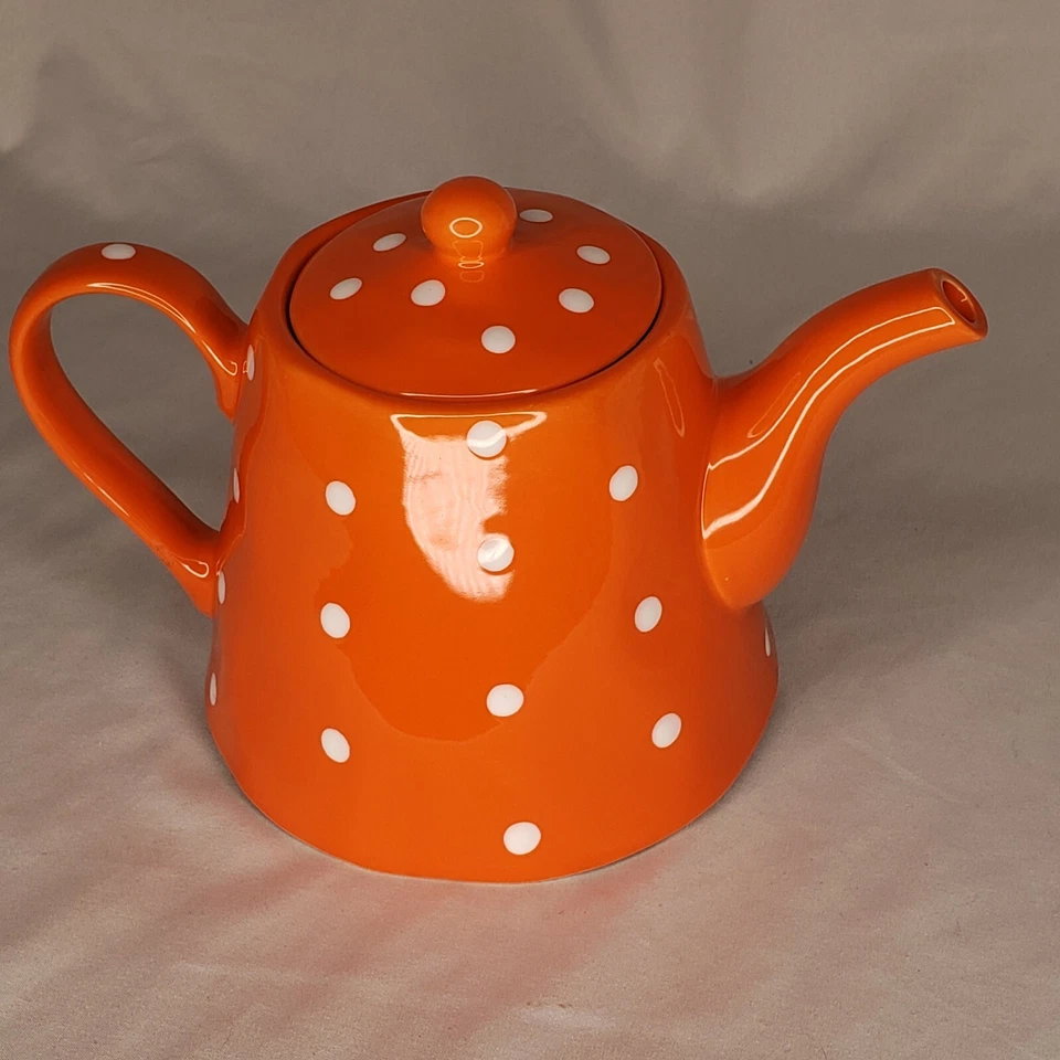 Maxwell & Williams Sprinkle - Tetera naranja a lunares Foto 3 de 4