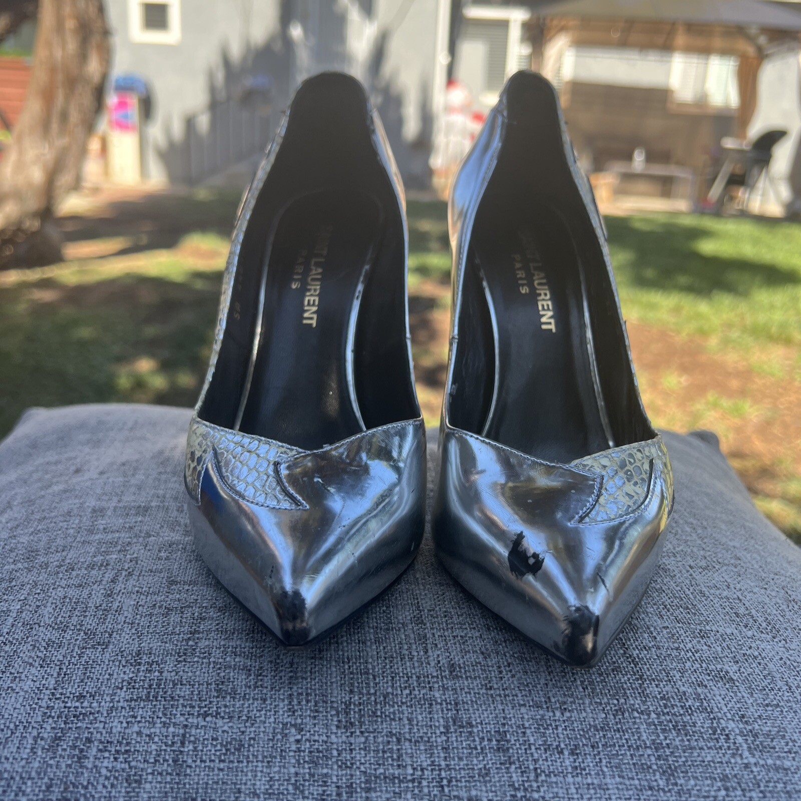 Décolleté SAINT LAURENT in pelle argento taglia EUR 37 US 7