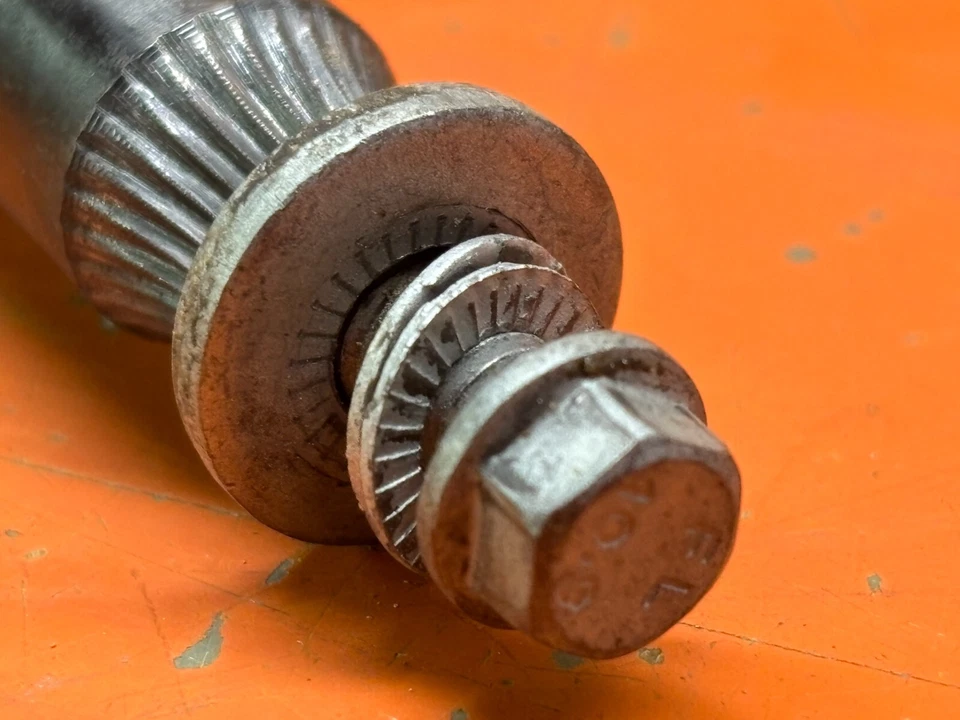 KTM 530 EXC 2010 eje de cambio con perno especial 78034005044 400 450 2008-2011 Foto 2 de 4