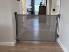 Treppenschutzgitter Rollo 0-150 cm Grau ohne Bohren Kinder Hunde Mesh 97 cm