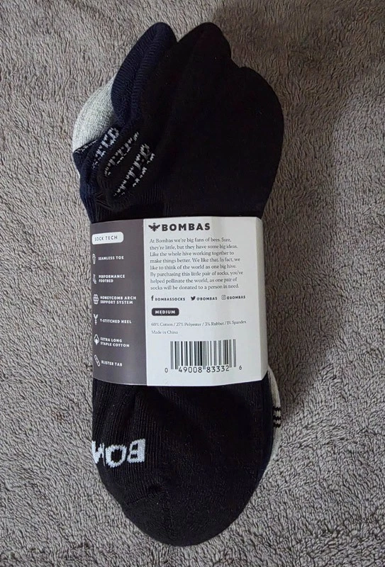 Paquete de 4 calcetines Bombas para todo tobillo sólidos, negros, azul marino, grises, blancos - medianos Foto 3 de 4
