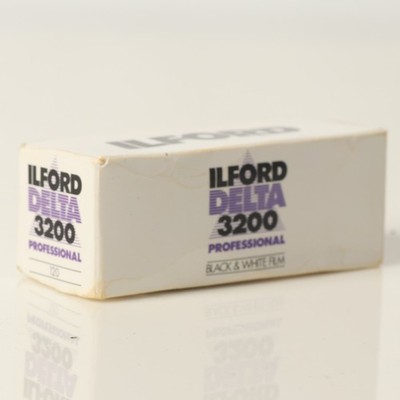 #Ilford DELTA 3200 ISO 120 size Black & white roll film Exp 6/05 Out of Date.