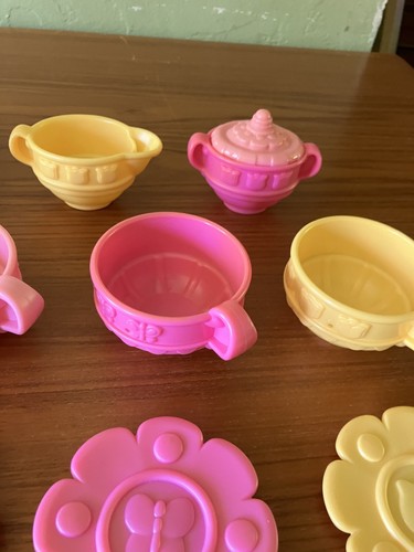 Mattel Tea Party Musical Tea Pot Set Vintage 2000 complete excellent condition - Picture 4 of 4