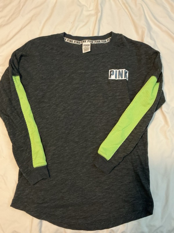 Victoria’s Secret PINK Long Sleeve Shirt Gray And Green Size Medium