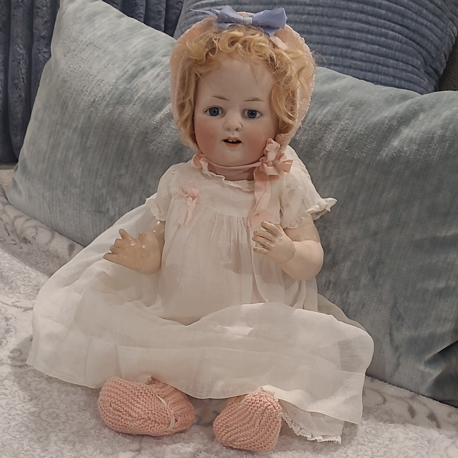 Porzellanfabrik Mengersreuth bisque head comp body Baby Doll