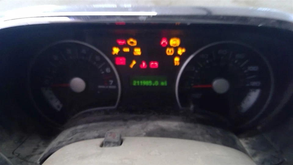 Fuse Box Engine Excluding Sport Trac Fits 02-10 EXPLORER 1693690 Foto 3 de 4