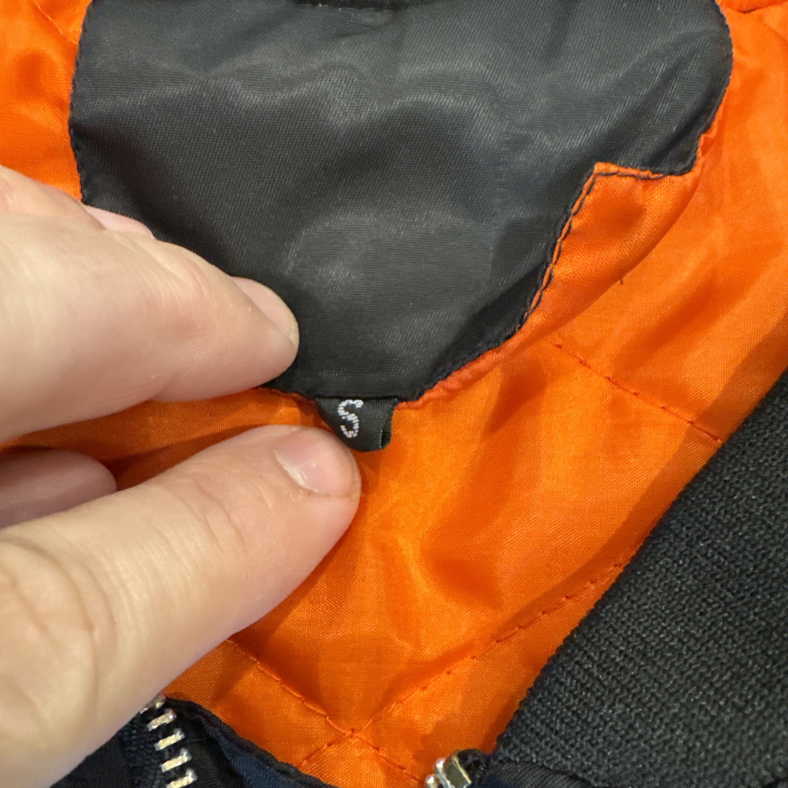 REVERSIBLE FLIGHT BOMBER JACKET With Patch BLACK … - image 11