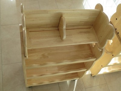 Zwei Mesa Silla Vollholz Kinder Bücherregale auf Rollen top Zustand