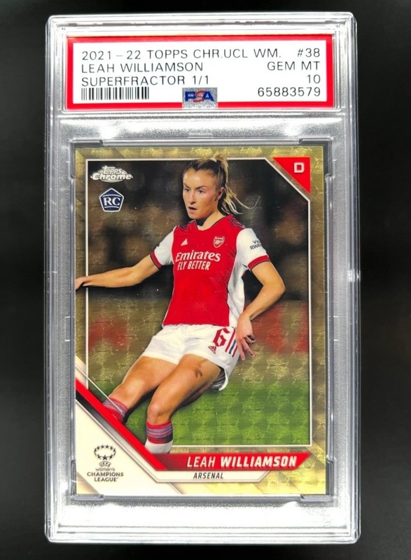 Leah Wiliamson 2021/22 Topps Chrome UWCL Superfractor 1/1 Arsenal PSA 10